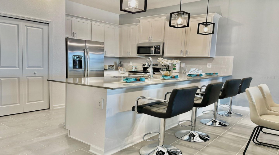 DAVENPORT, Florida 33896, 2 Bedrooms Bedrooms, ,2 BathroomsBathrooms,Residential,For Sale,CABOT CLIFFS,0,MFRO6348056