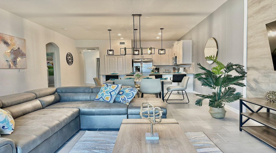 DAVENPORT, Florida 33896, 2 Bedrooms Bedrooms, ,2 BathroomsBathrooms,Residential,For Sale,CABOT CLIFFS,0,MFRO6348056