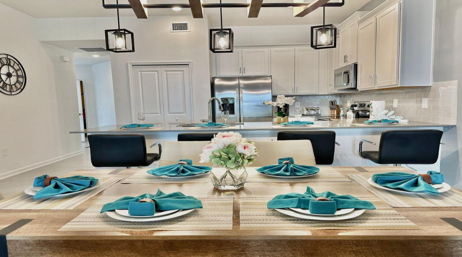 DAVENPORT, Florida 33896, 2 Bedrooms Bedrooms, ,2 BathroomsBathrooms,Residential,For Sale,CABOT CLIFFS,0,MFRO6348056