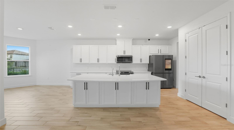 KISSIMMEE, Florida 34746, 4 Bedrooms Bedrooms, ,3 BathroomsBathrooms,Residential,For Sale,GOBLET COVE,0,MFRO6348273