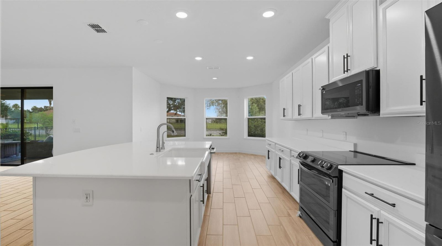 KISSIMMEE, Florida 34746, 4 Bedrooms Bedrooms, ,3 BathroomsBathrooms,Residential,For Sale,GOBLET COVE,0,MFRO6348273