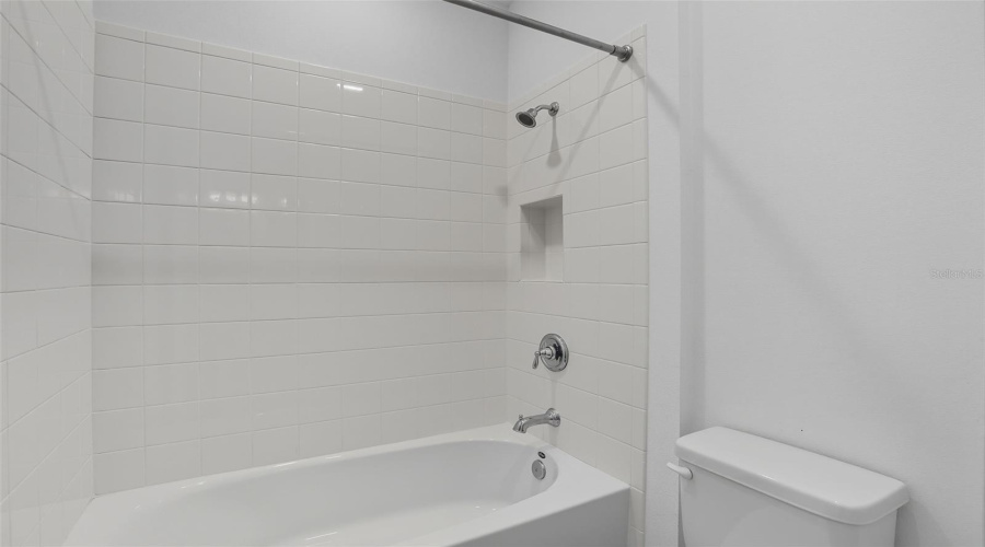 KISSIMMEE, Florida 34746, 4 Bedrooms Bedrooms, ,3 BathroomsBathrooms,Residential,For Sale,GOBLET COVE,0,MFRO6348273