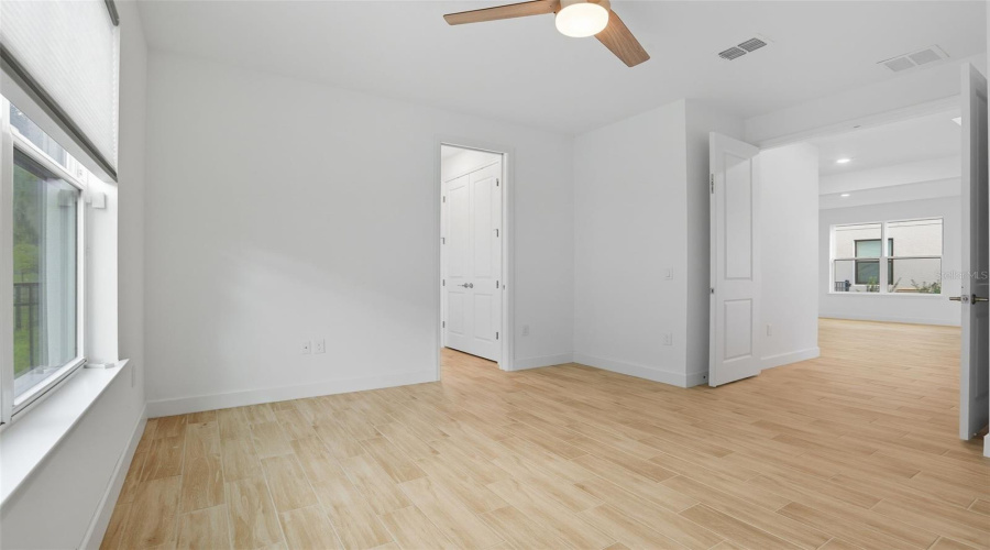 KISSIMMEE, Florida 34746, 4 Bedrooms Bedrooms, ,3 BathroomsBathrooms,Residential,For Sale,GOBLET COVE,0,MFRO6348273