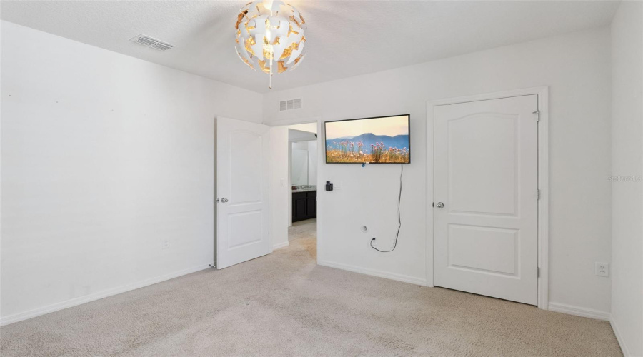 DAVENPORT, Florida 33837, 6 Bedrooms Bedrooms, ,5 BathroomsBathrooms,Residential,For Sale,OAKBOURNE,0,MFRO6345733