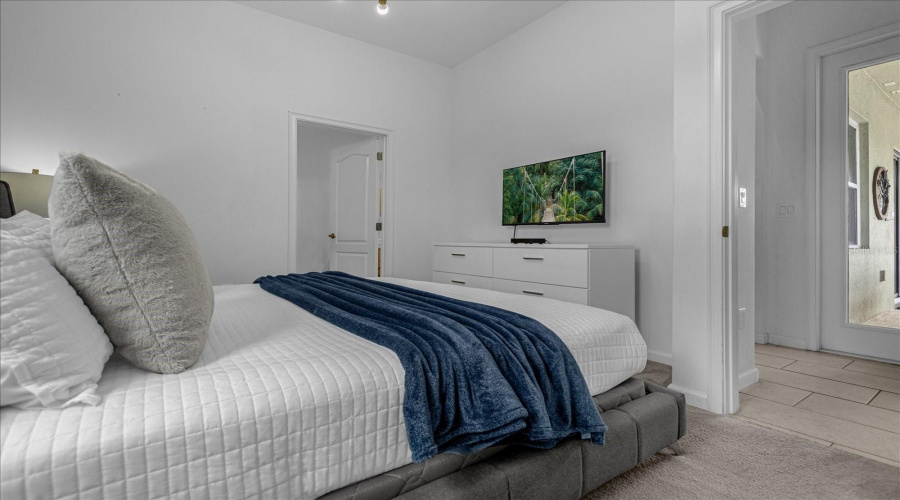 DAVENPORT, Florida 33837, 12 Bedrooms Bedrooms, ,11 BathroomsBathrooms,Residential,For Sale,BROAD OAK,0,MFRS5135682