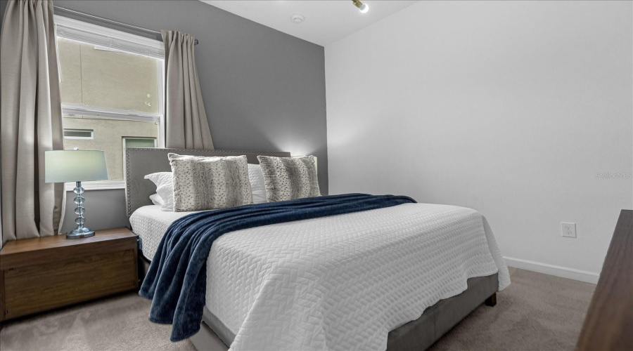 DAVENPORT, Florida 33837, 12 Bedrooms Bedrooms, ,11 BathroomsBathrooms,Residential,For Sale,BROAD OAK,0,MFRS5135682