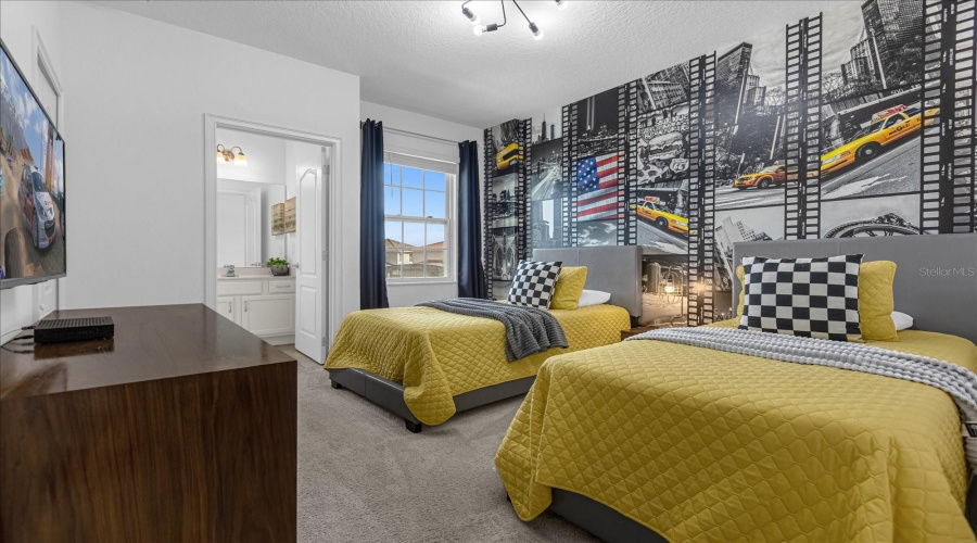 DAVENPORT, Florida 33837, 12 Bedrooms Bedrooms, ,11 BathroomsBathrooms,Residential,For Sale,BROAD OAK,0,MFRS5135682