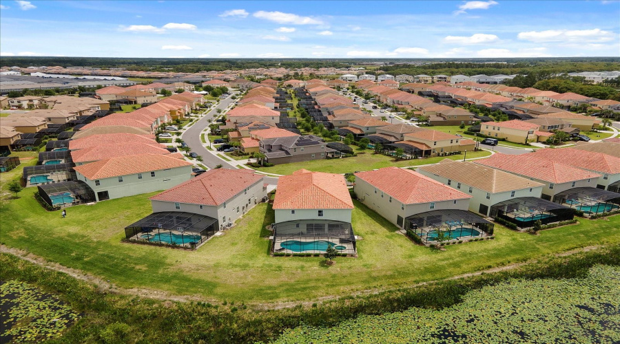 DAVENPORT, Florida 33837, 12 Bedrooms Bedrooms, ,11 BathroomsBathrooms,Residential,For Sale,BROAD OAK,0,MFRS5135682