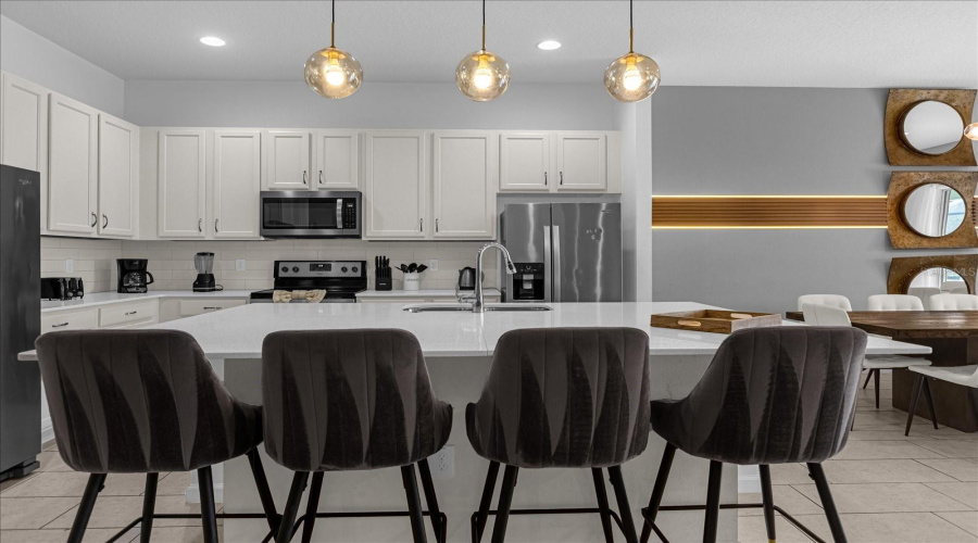 DAVENPORT, Florida 33837, 12 Bedrooms Bedrooms, ,11 BathroomsBathrooms,Residential,For Sale,BROAD OAK,0,MFRS5135682