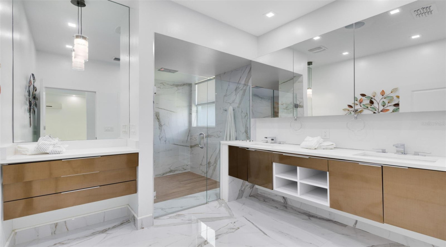 KISSIMMEE, Florida 34746, 4 Bedrooms Bedrooms, ,3 BathroomsBathrooms,Residential,For Sale,WORDSMITH,0,MFRO6347857