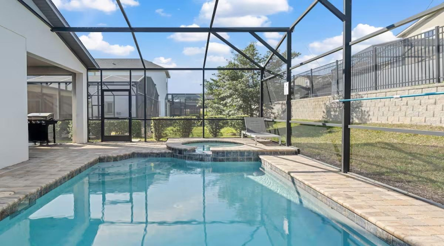 KISSIMMEE, Florida 34747, 5 Bedrooms Bedrooms, ,5 BathroomsBathrooms,Residential,For Sale,SANDY PARK,0,MFRO6346462