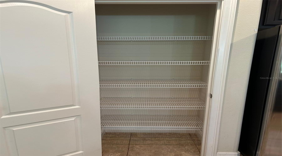 DAVENPORT, Florida 33896, 3 Bedrooms Bedrooms, ,2 BathroomsBathrooms,Residential,For Sale,ROSEVILLE,0,MFRS5135579