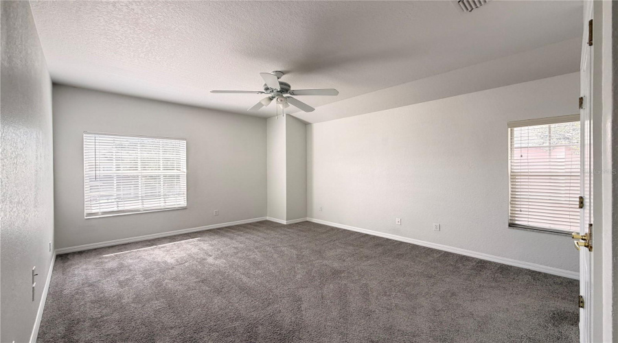 KISSIMMEE, Florida 34746, 5 Bedrooms Bedrooms, ,3 BathroomsBathrooms,Residential,For Sale,CARAVELLE,0,MFRS5135687