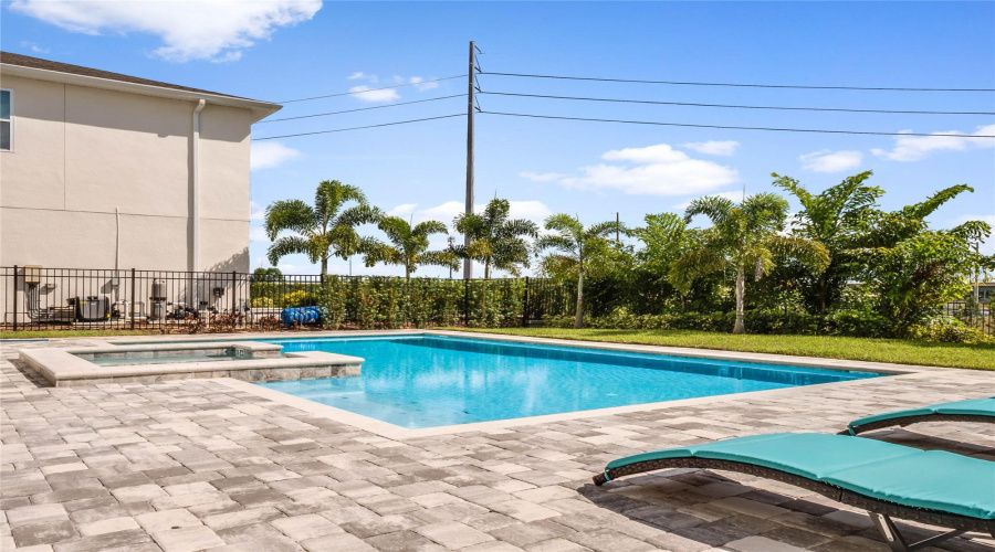 KISSIMMEE, Florida 34747, 11 Bedrooms Bedrooms, ,10 BathroomsBathrooms,Residential,For Sale,SOUTHFIELD,0,MFRO6348228