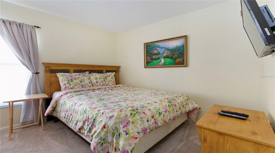 KISSIMMEE, Florida 34747, 4 Bedrooms Bedrooms, ,2 BathroomsBathrooms,Residential,For Sale,FAN PALM,0,MFRO6348262