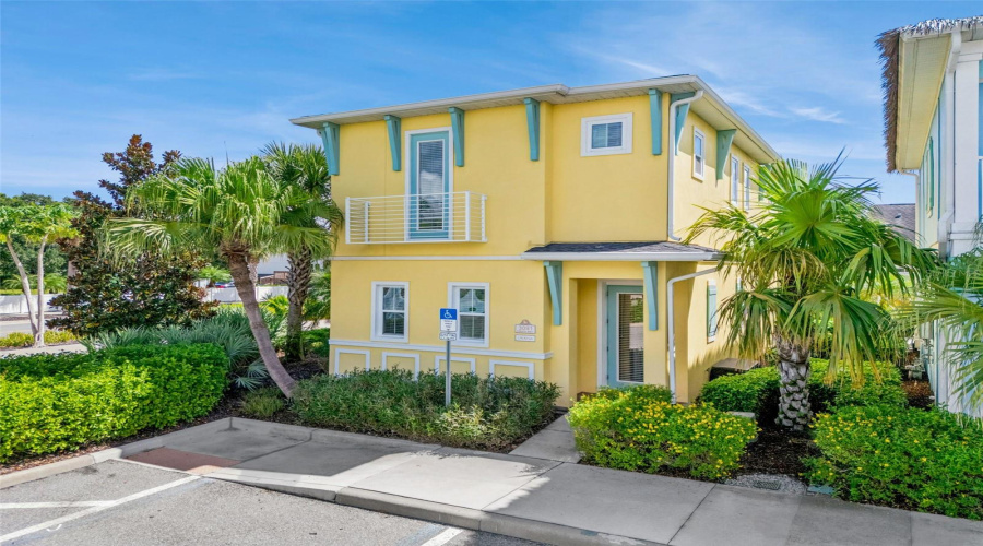 KISSIMMEE, Florida 34747, 3 Bedrooms Bedrooms, ,3 BathroomsBathrooms,Residential,For Sale,PIRATE,0,MFRS5135670