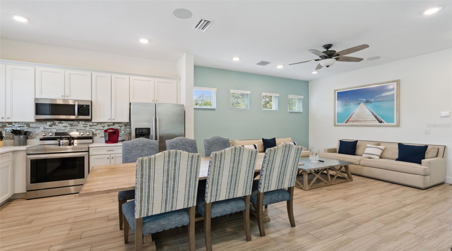 KISSIMMEE, Florida 34747, 3 Bedrooms Bedrooms, ,3 BathroomsBathrooms,Residential,For Sale,PIRATE,0,MFRS5135670