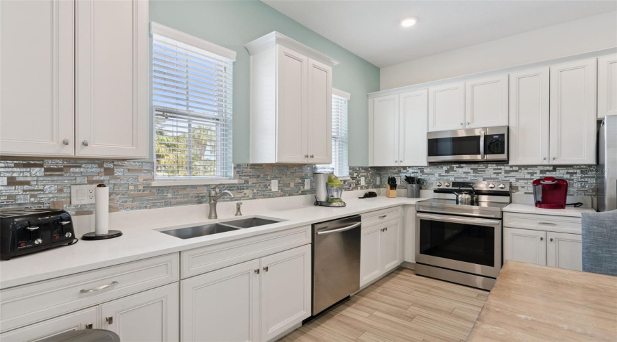 KISSIMMEE, Florida 34747, 3 Bedrooms Bedrooms, ,3 BathroomsBathrooms,Residential,For Sale,PIRATE,0,MFRS5135670