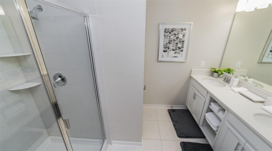 KISSIMMEE, Florida 34746, 2 Bedrooms Bedrooms, ,2 BathroomsBathrooms,Residential,For Sale,CLOCK TOWER,0,MFRO6348912