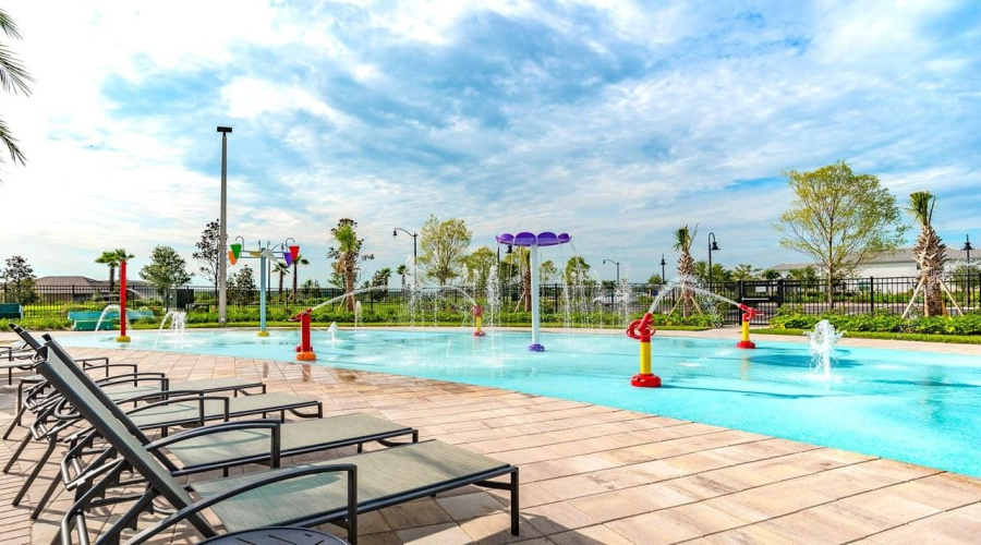 KISSIMMEE, Florida 34746, 2 Bedrooms Bedrooms, ,2 BathroomsBathrooms,Residential,For Sale,CLOCK TOWER,0,MFRO6348912