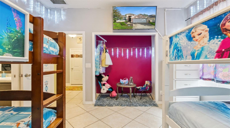 DAVENPORT, Florida 33897, 4 Bedrooms Bedrooms, ,3 BathroomsBathrooms,Residential,For Sale,ORISTA,0,MFRS5135726