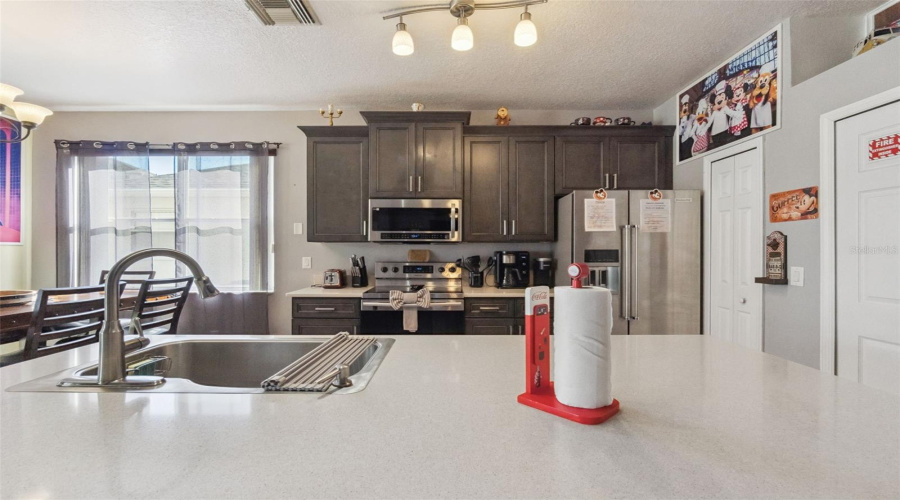 DAVENPORT, Florida 33897, 4 Bedrooms Bedrooms, ,3 BathroomsBathrooms,Residential,For Sale,ORISTA,0,MFRS5135726