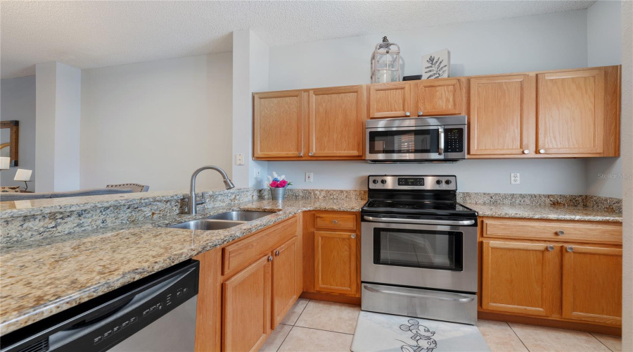 KISSIMMEE, Florida 34747, 3 Bedrooms Bedrooms, ,2 BathroomsBathrooms,Residential,For Sale,SUN KEY,0,MFRS5134598