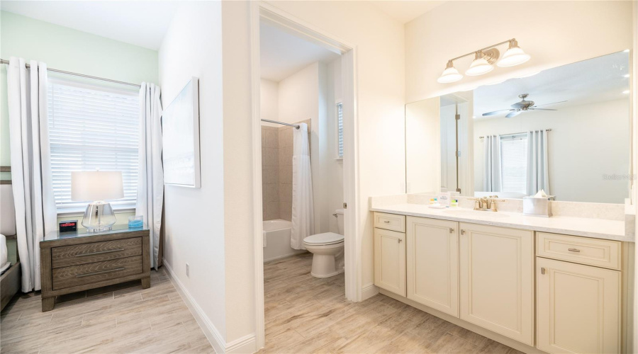 KISSIMMEE, Florida 34747, 2 Bedrooms Bedrooms, ,2 BathroomsBathrooms,Residential,For Sale,SALTED RIM,0,MFRO6348085