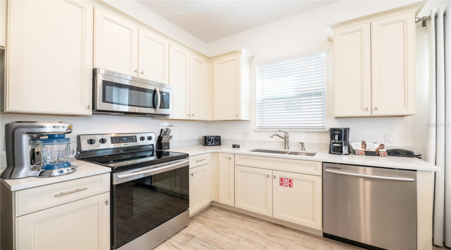 KISSIMMEE, Florida 34747, 2 Bedrooms Bedrooms, ,2 BathroomsBathrooms,Residential,For Sale,SALTED RIM,0,MFRO6348085