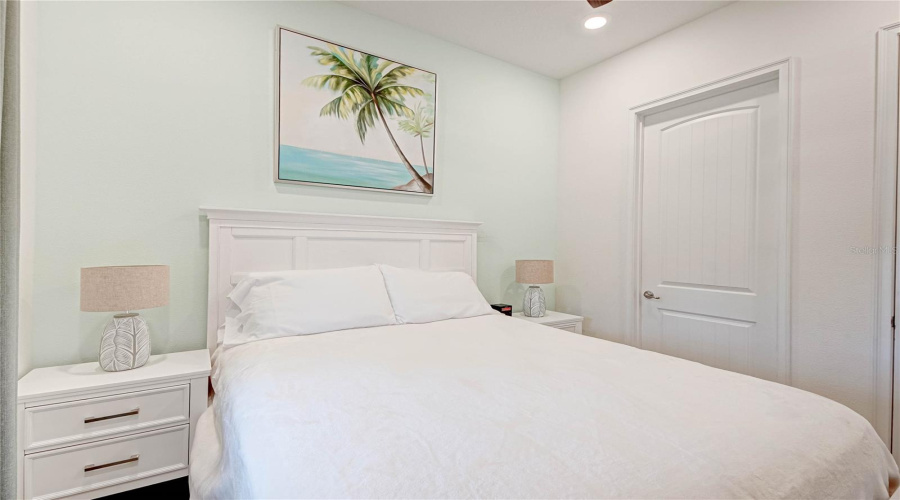 KISSIMMEE, Florida 34747, 5 Bedrooms Bedrooms, ,5 BathroomsBathrooms,Residential,For Sale,LOST SHAKER,0,MFRO6347658