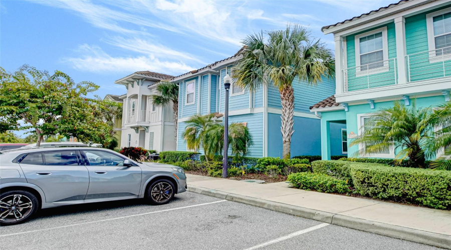 KISSIMMEE, Florida 34747, 5 Bedrooms Bedrooms, ,5 BathroomsBathrooms,Residential,For Sale,LOST SHAKER,0,MFRO6347658