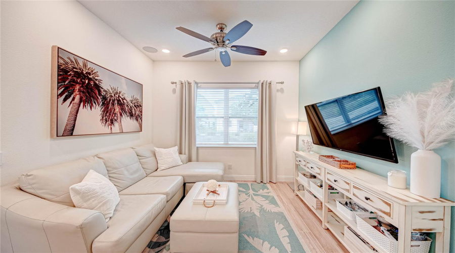 KISSIMMEE, Florida 34747, 5 Bedrooms Bedrooms, ,5 BathroomsBathrooms,Residential,For Sale,LOST SHAKER,0,MFRO6347658