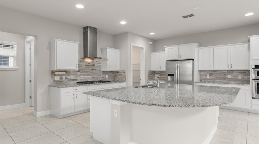 ORLANDO, Florida 32836, 4 Bedrooms Bedrooms, ,3 BathroomsBathrooms,Residential,For Sale,CITRON OAKS,0,MFRO6348013