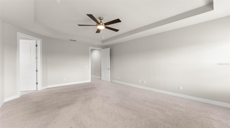 ORLANDO, Florida 32836, 4 Bedrooms Bedrooms, ,3 BathroomsBathrooms,Residential,For Sale,CITRON OAKS,0,MFRO6348013