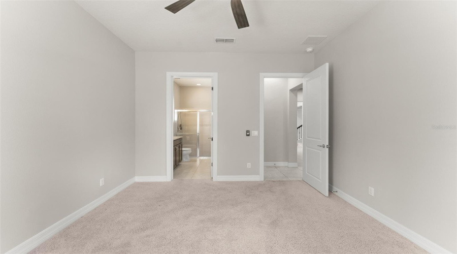 ORLANDO, Florida 32836, 4 Bedrooms Bedrooms, ,3 BathroomsBathrooms,Residential,For Sale,CITRON OAKS,0,MFRO6348013