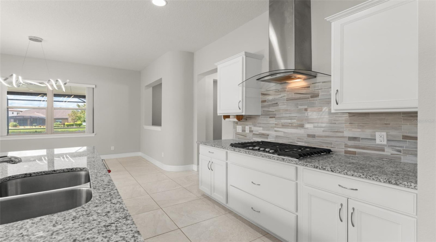 ORLANDO, Florida 32836, 4 Bedrooms Bedrooms, ,3 BathroomsBathrooms,Residential,For Sale,CITRON OAKS,0,MFRO6348013