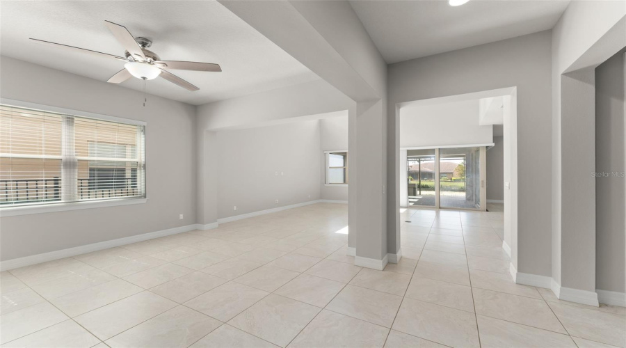 ORLANDO, Florida 32836, 4 Bedrooms Bedrooms, ,3 BathroomsBathrooms,Residential,For Sale,CITRON OAKS,0,MFRO6348013