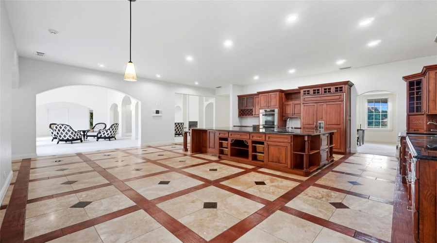 KISSIMMEE, Florida 34747, 4 Bedrooms Bedrooms, ,3 BathroomsBathrooms,Residential,For Sale,PAWNEE,0,MFRO6349038