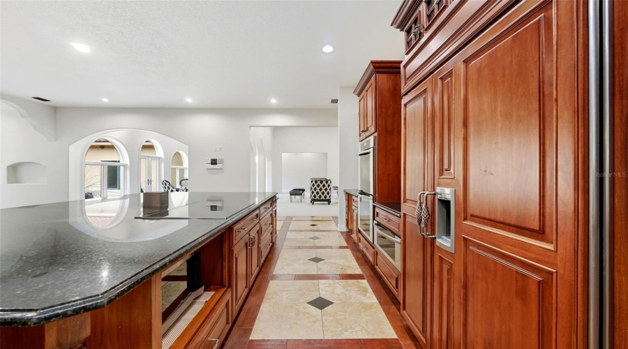 KISSIMMEE, Florida 34747, 4 Bedrooms Bedrooms, ,3 BathroomsBathrooms,Residential,For Sale,PAWNEE,0,MFRO6349038