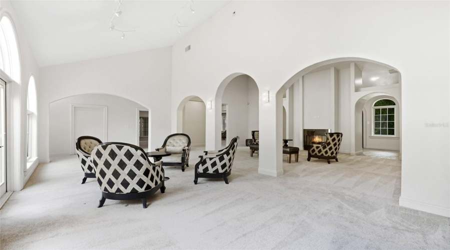 KISSIMMEE, Florida 34747, 4 Bedrooms Bedrooms, ,3 BathroomsBathrooms,Residential,For Sale,PAWNEE,0,MFRO6349038