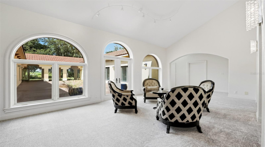 KISSIMMEE, Florida 34747, 4 Bedrooms Bedrooms, ,3 BathroomsBathrooms,Residential,For Sale,PAWNEE,0,MFRO6349038