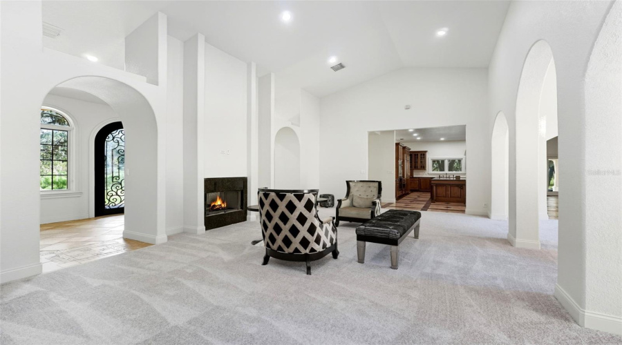 KISSIMMEE, Florida 34747, 4 Bedrooms Bedrooms, ,3 BathroomsBathrooms,Residential,For Sale,PAWNEE,0,MFRO6349038