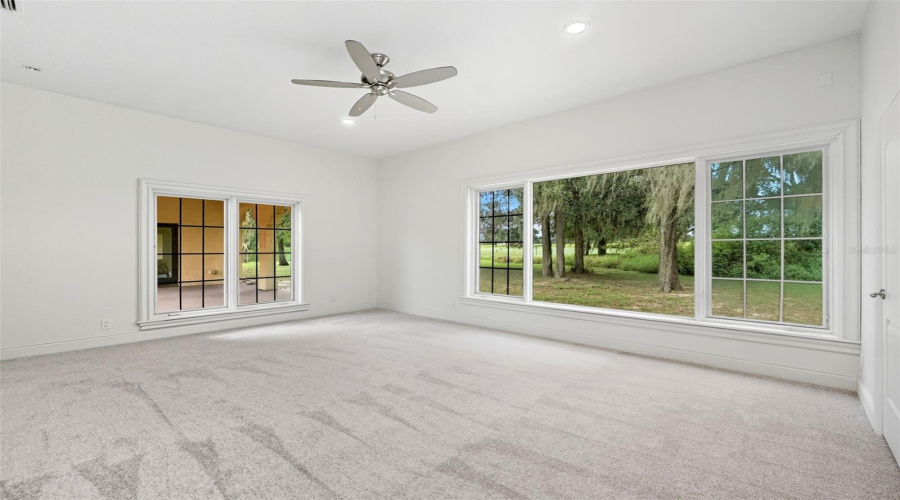 KISSIMMEE, Florida 34747, 4 Bedrooms Bedrooms, ,3 BathroomsBathrooms,Residential,For Sale,PAWNEE,0,MFRO6349038