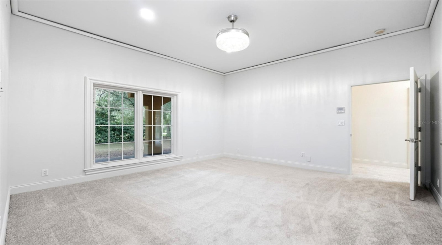 KISSIMMEE, Florida 34747, 4 Bedrooms Bedrooms, ,3 BathroomsBathrooms,Residential,For Sale,PAWNEE,0,MFRO6349038