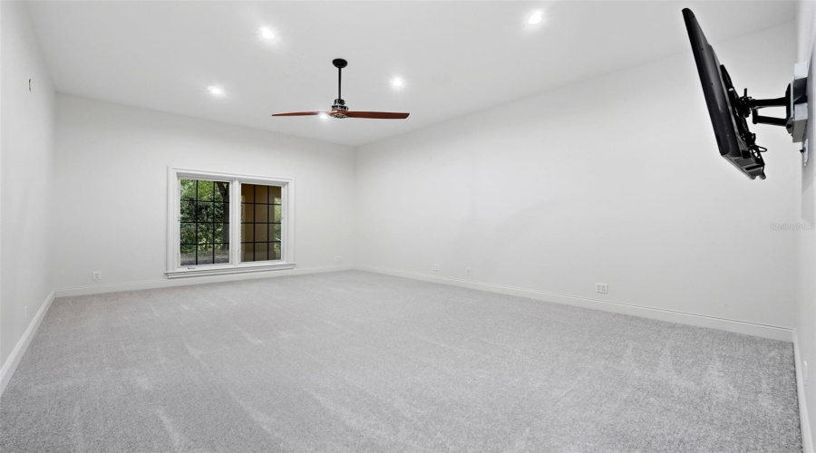 KISSIMMEE, Florida 34747, 4 Bedrooms Bedrooms, ,3 BathroomsBathrooms,Residential,For Sale,PAWNEE,0,MFRO6349038