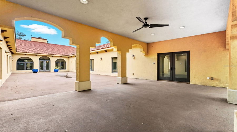 KISSIMMEE, Florida 34747, 4 Bedrooms Bedrooms, ,3 BathroomsBathrooms,Residential,For Sale,PAWNEE,0,MFRO6349038