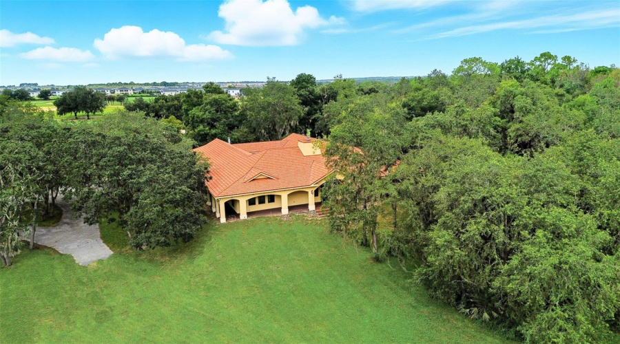 KISSIMMEE, Florida 34747, 4 Bedrooms Bedrooms, ,3 BathroomsBathrooms,Residential,For Sale,PAWNEE,0,MFRO6349038