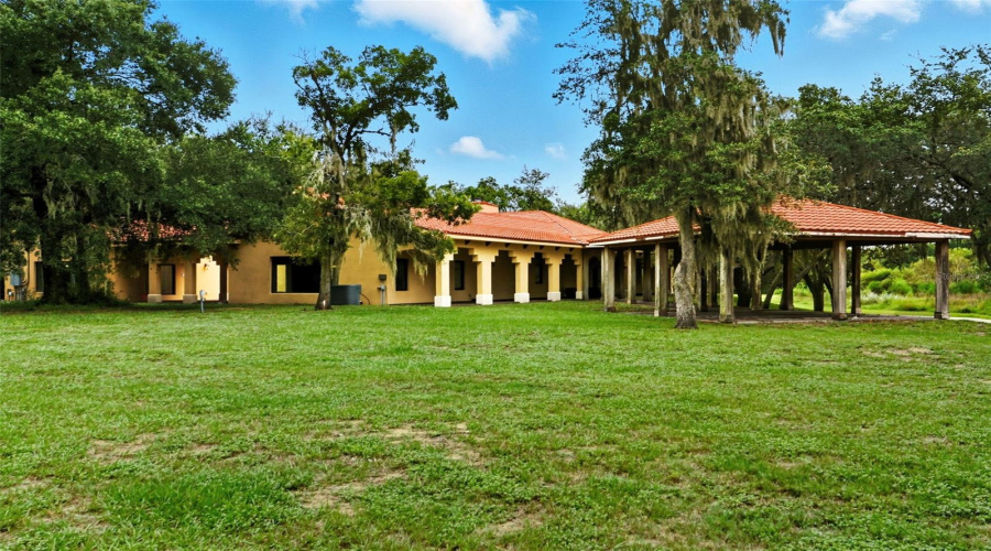KISSIMMEE, Florida 34747, 4 Bedrooms Bedrooms, ,3 BathroomsBathrooms,Residential,For Sale,PAWNEE,0,MFRO6349038