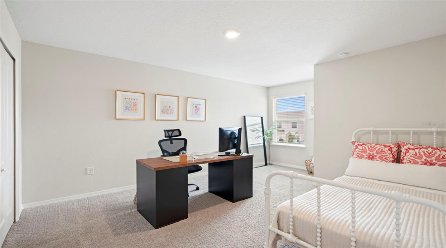 Guest bedroom