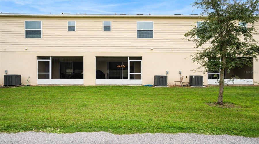 KISSIMMEE, Florida 34746, 3 Bedrooms Bedrooms, ,2 BathroomsBathrooms,Residential,For Sale,CORAL CASTLE,0,MFRG5102614